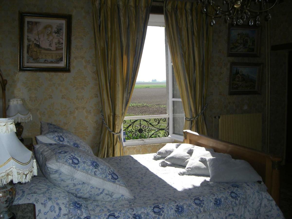 Bed and Breakfast La Ferme Le Merger La Ferté-Gaucher Exterior foto